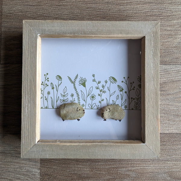 Guinea Pig Pebble Art Box Frame (Green)