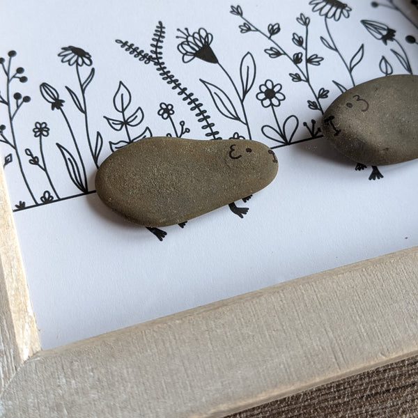 Guinea Pig Pebble Art Box Frame (Black)