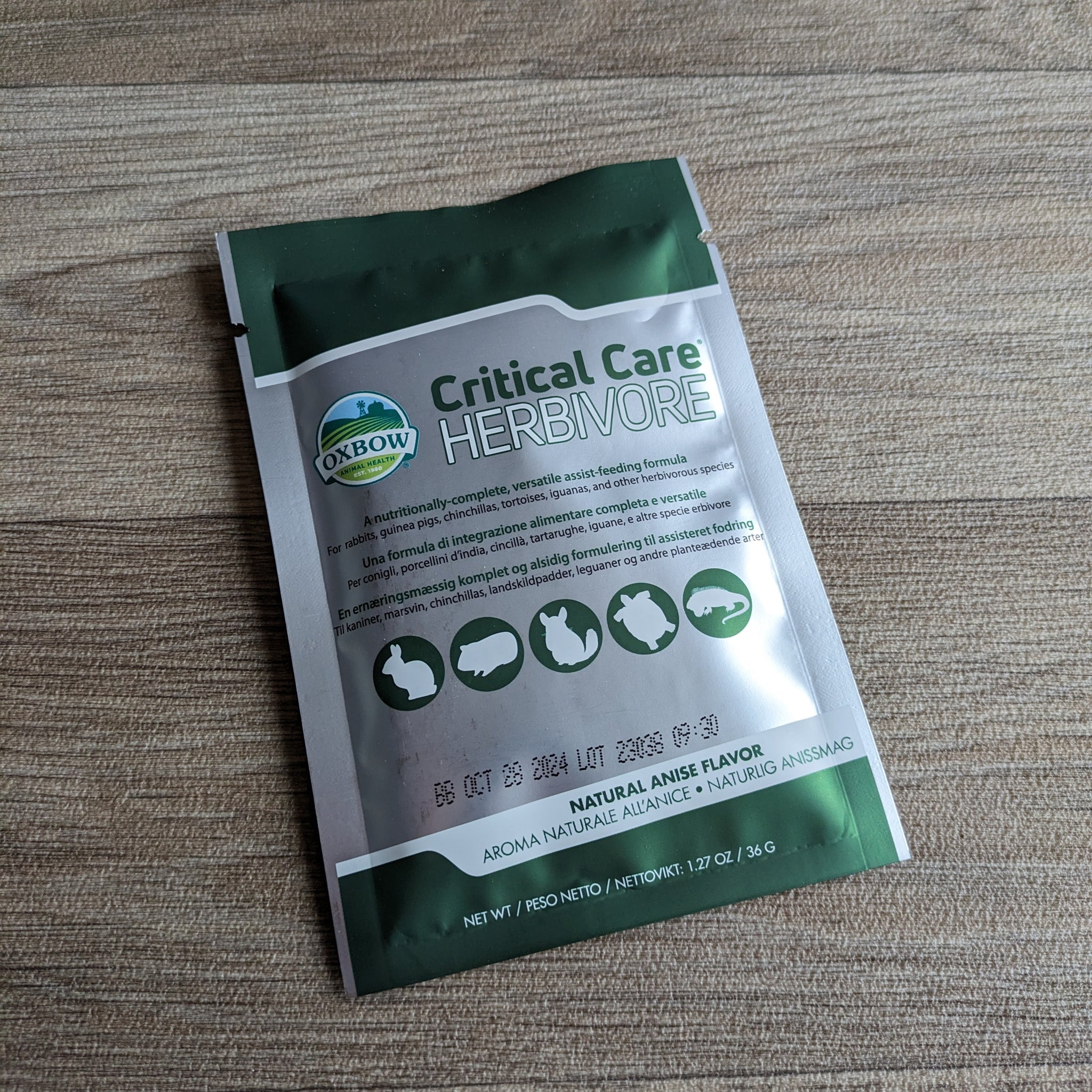 Oxbow Critical Care Feed for Herbivores 36g Everything Guinea Pig