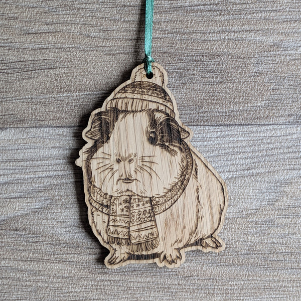 Oak Guinea Pig Christmas Decoration Ornament (Bobble Hat)