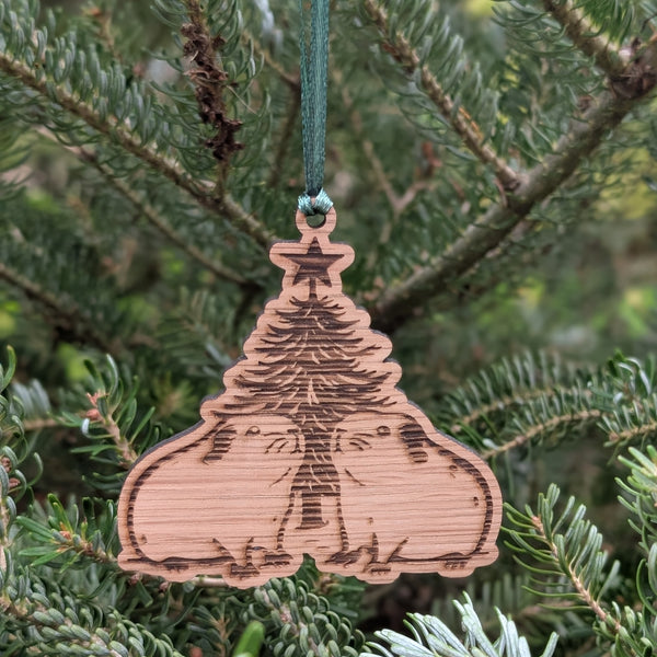 Oak Guinea Pig Christmas Decoration Ornament (Tree)
