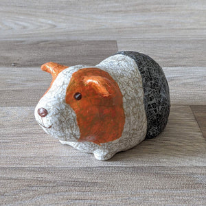 Decopatch a Ceramic Guinea Pig Craft Kit (Tricolour)