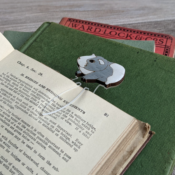 Guinea Pig Clip Book Mark (Grey/White)