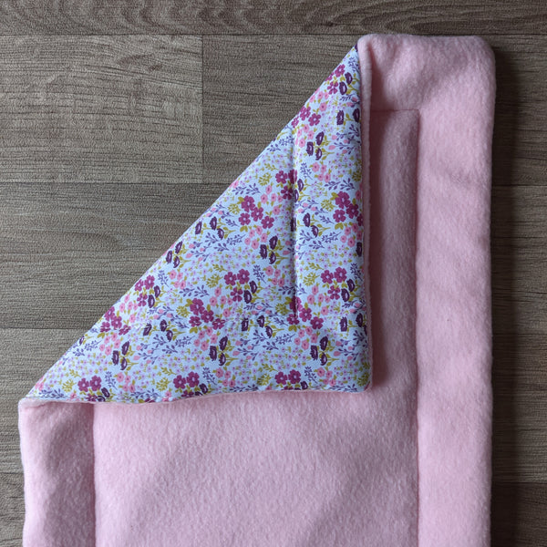 Snuggle Time Waterproof Lap Protector - Pink Floral