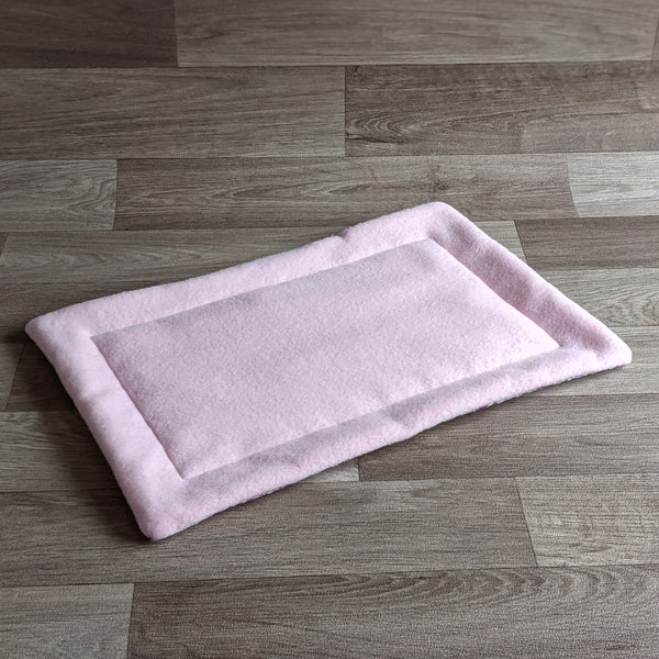 Snuggle Time Waterproof Lap Protector - Pink Floral