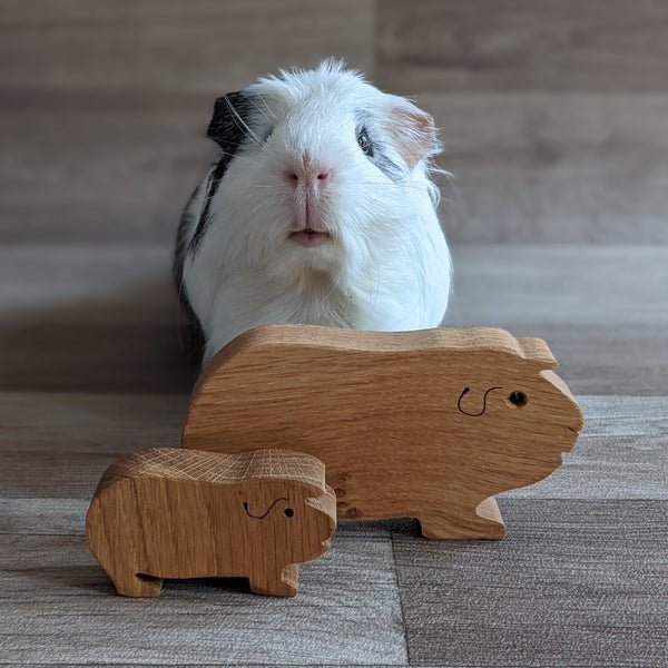 Free Standing Oak Guinea Pig Ornament (Single/Pair)