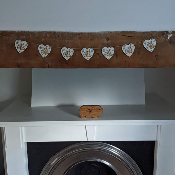 Wooden Rabbit and Guinea Pig Heart Bunting (Daisy Necklace)